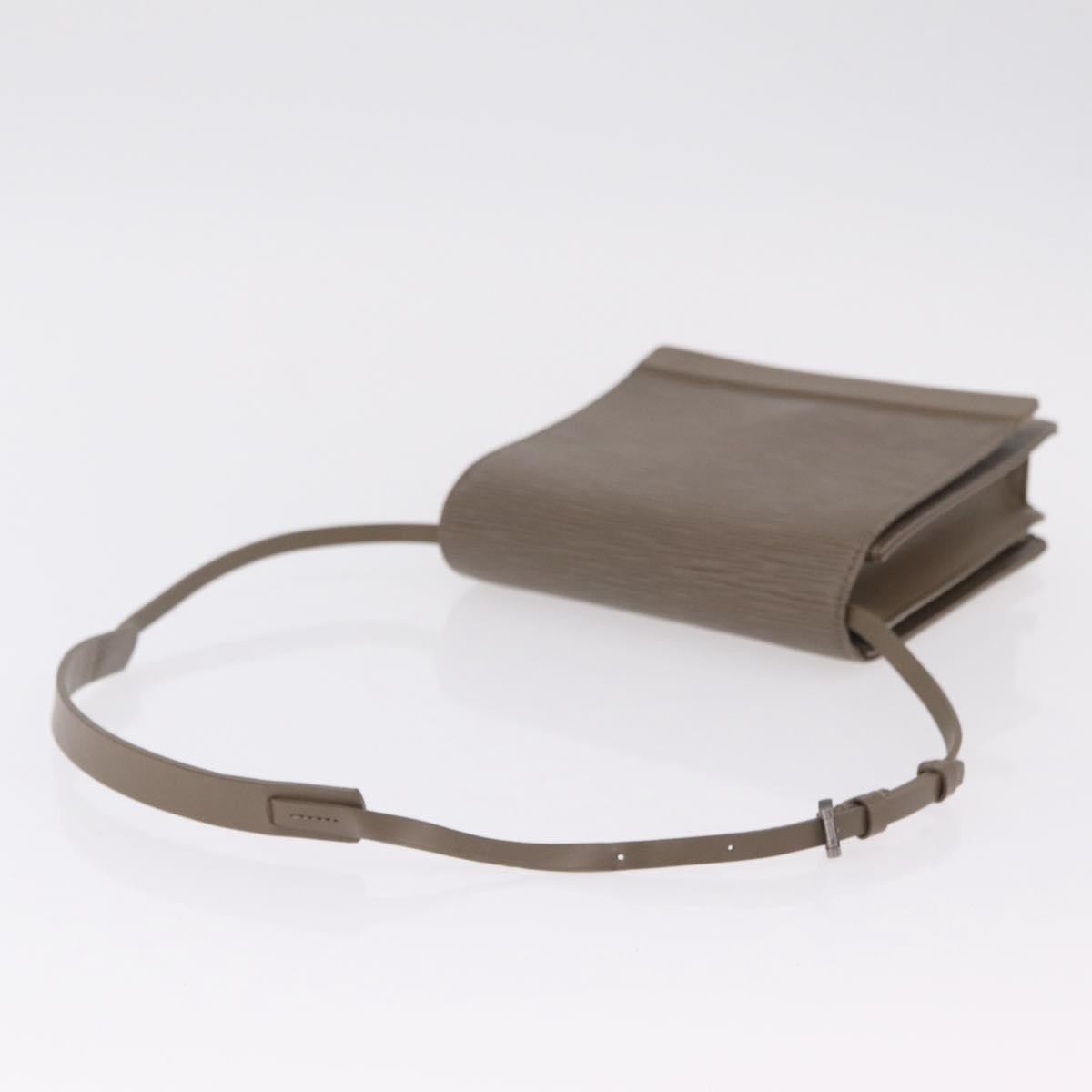 Louis Vuitton Biarritz Epi Leather Brown Leather Shoulder Bag Bag (Pre-Owned)