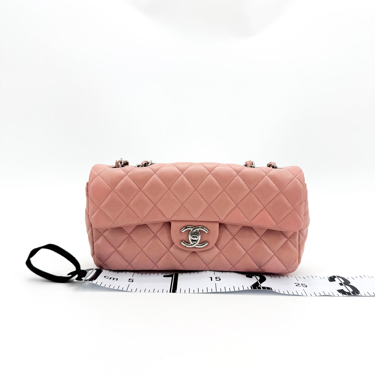 Chanel Classic Single Flap Quilted Lambskin Pink Leather Handbag (Pre-Owned)