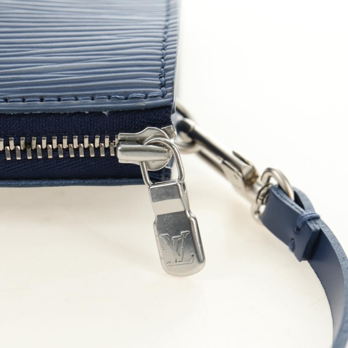 Louis Vuitton Pochette Accessoires Nm Epi Leather Blue Leather Clutche & Pouche Bag (Pre-Owned)