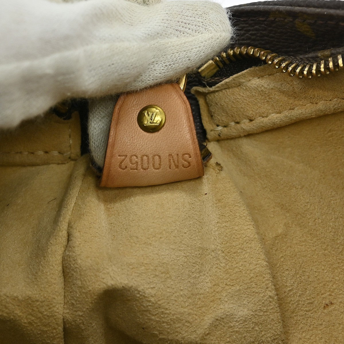 Louis Vuitton Looping Monogram Canvas Brown Canvas Handbag (Pre-Owned)