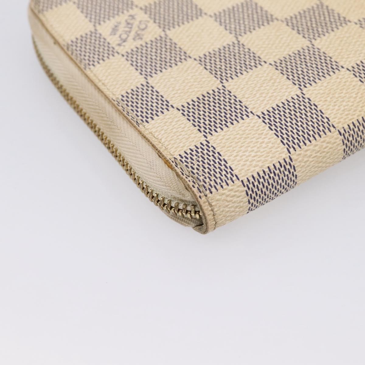 Louis Vuitton Zippy Organizer Damier White Canvas Wallets Accessory (Pre-Owned)