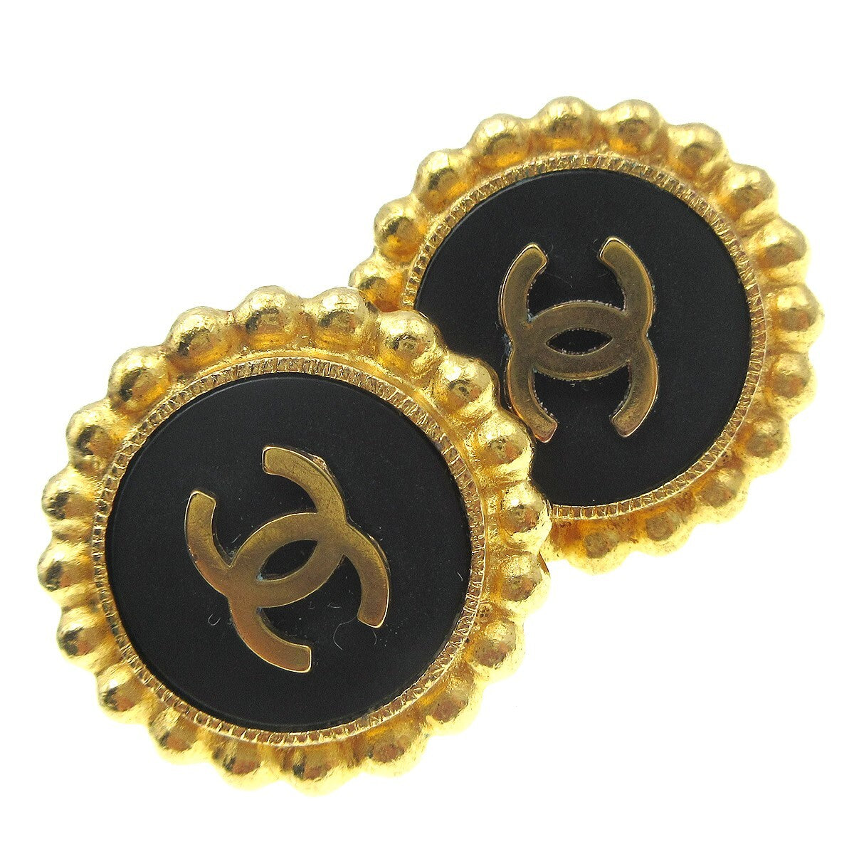 Chanel Cc Round Stud Metal And Enamel Gold Gold_Plated Earrings Jewelry (Pre-Owned)