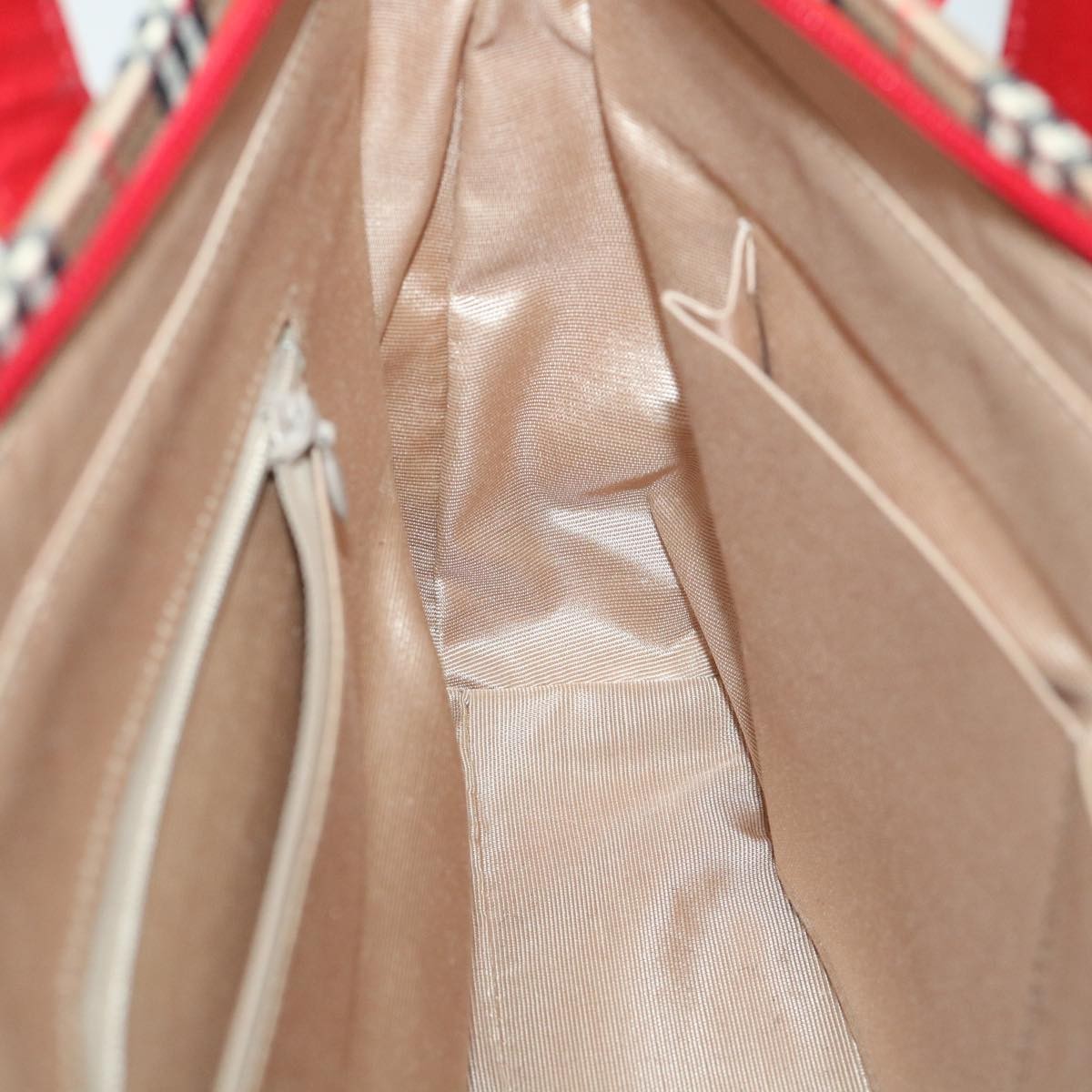 Burberry Nova Check Leather And Nylon Beige Nylon Handbag (Pre-Owned)