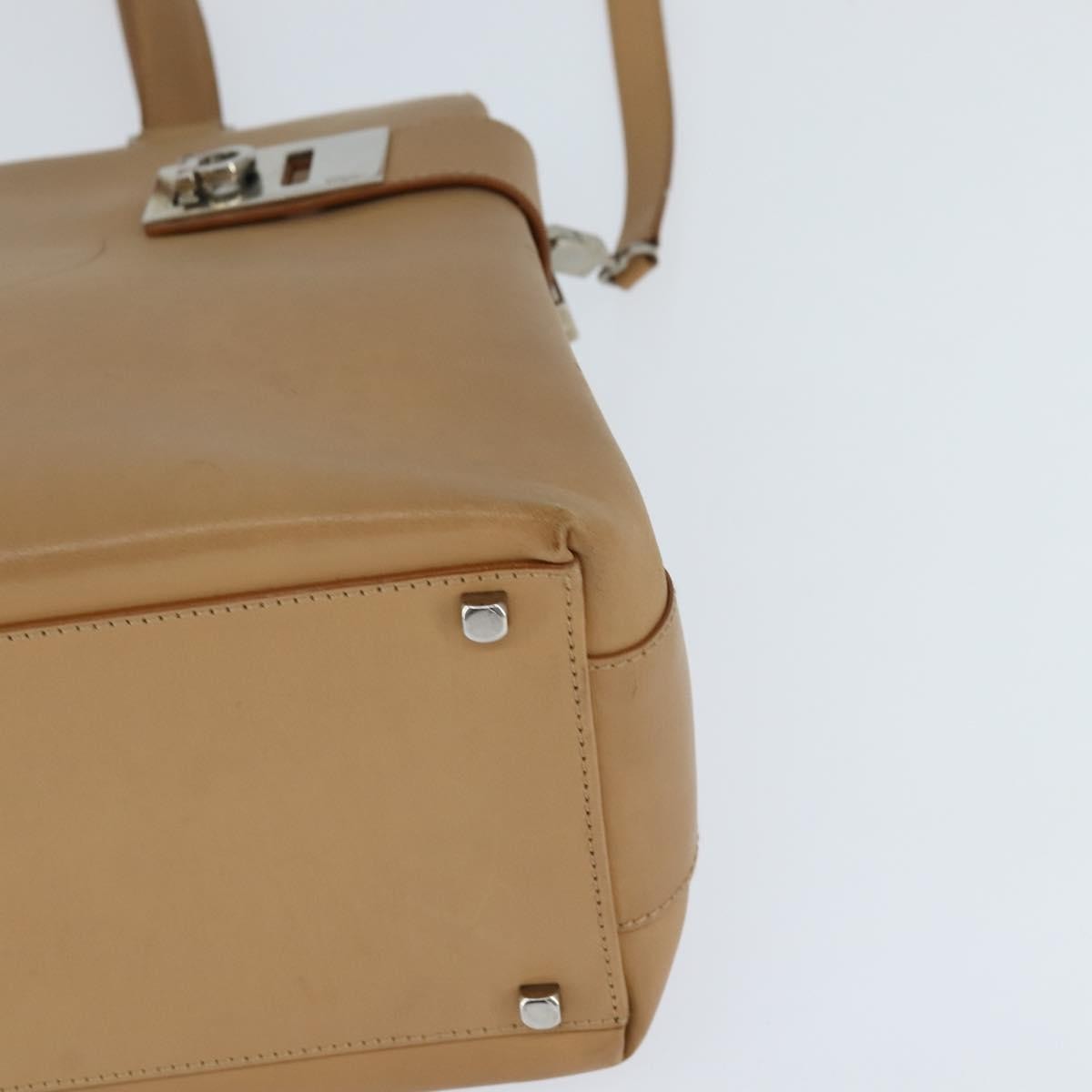 Salvatore Ferragamo Gancini Tote Leather Beige Leather Tote Bag Bag (Pre-Owned)
