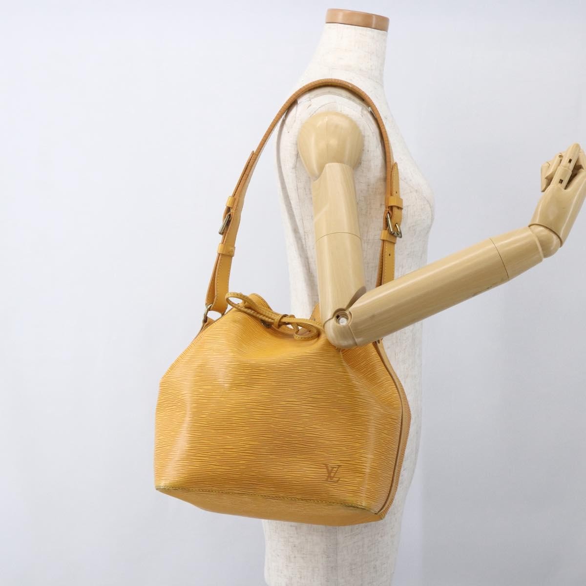 Louis Vuitton Petit Noe Epi Leather Yellow Leather Shoulder Bag Bag (Pre-Owned)