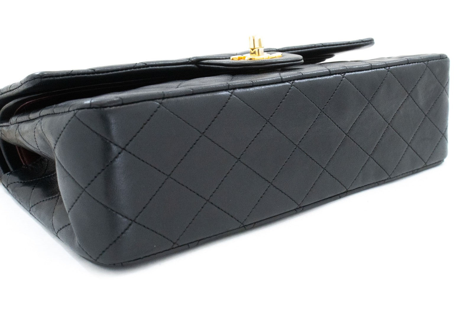 Chanel Classic Flap Lambskin Black Leather Crossbody Bag Bag (Pre-Owned)