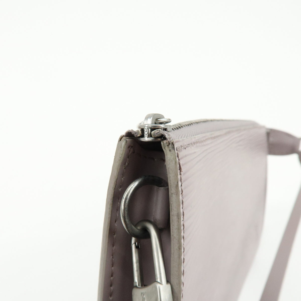Louis Vuitton Pochette Accessoires Epi Leather Purple Leather Clutche & Pouche Bag (Pre-Owned)