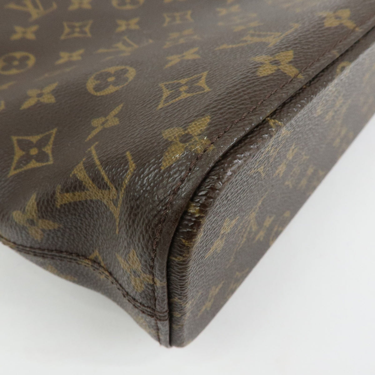 Louis Vuitton Luco Monogram Canvas Brown Canvas Handbag (Pre-Owned)