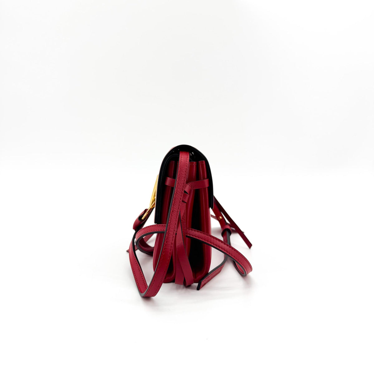 Valentino Garavani Vring Belt Leather Red Leather Clutche & Pouche Bag (Pre-Owned)