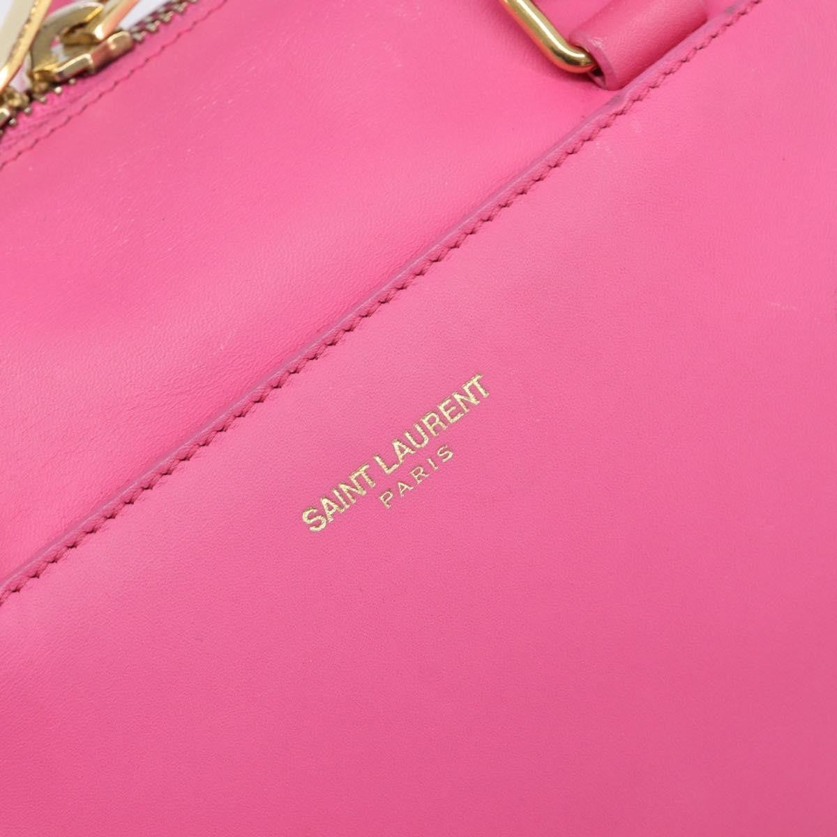 Saint Laurent Classic Duffle Leather Pink Leather Handbag (Pre-Owned)