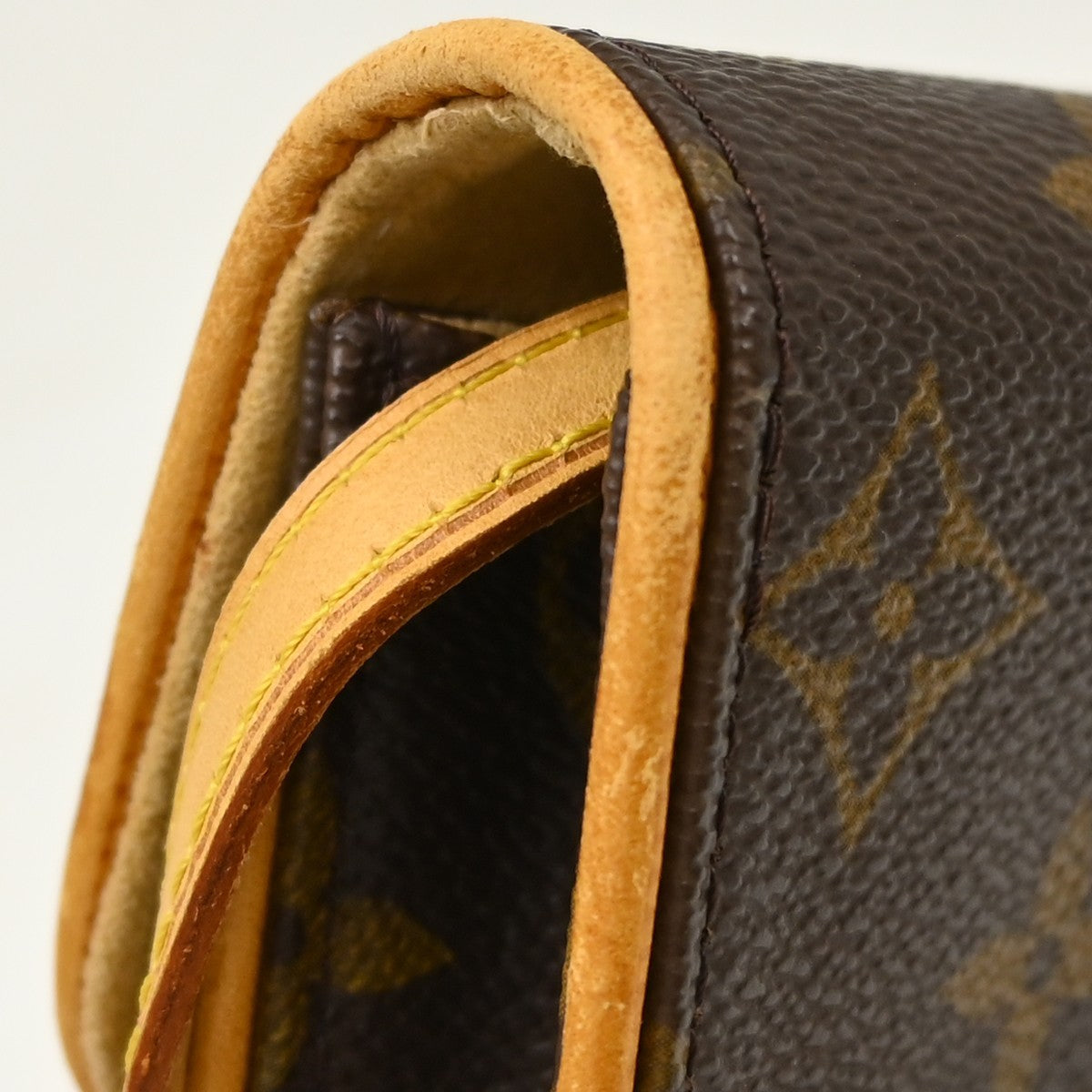 Louis Vuitton Twin Canvas Brown Canvas Clutche & Pouche Bag (Pre-Owned)