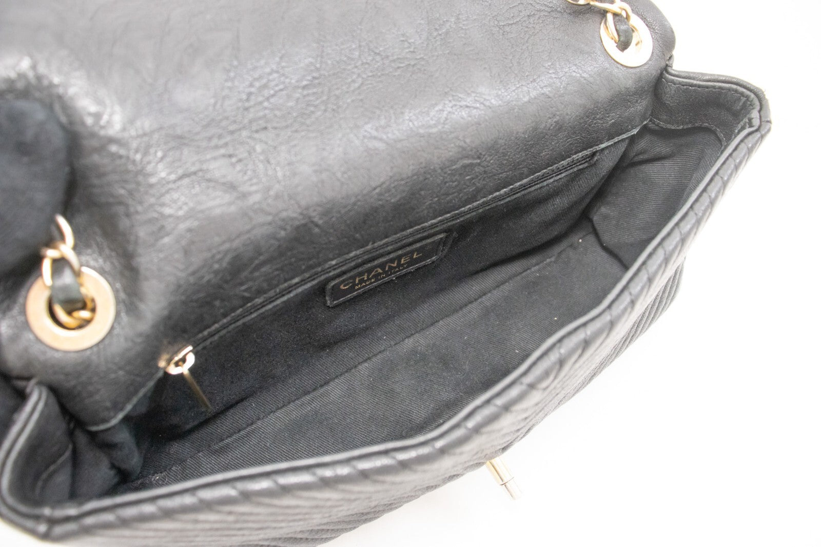Chanel Classic Single Flap Chevron Lambskin Black Leather Shoulder Bag Bag (Pre-Owned)