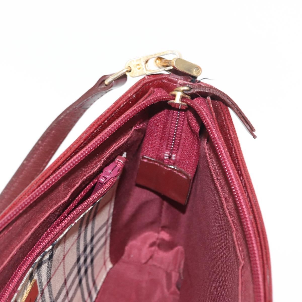 Burberry Vintage Leather Burgundy Leather Shoulder Bag Bag (Pre-Owned)
