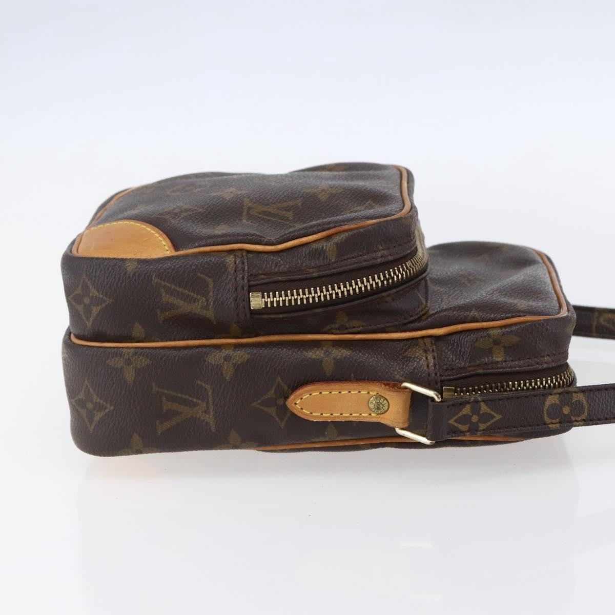 Louis Vuitton Amazone Monogram Canvas Brown Canvas Shoulder Bag Bag (Pre-Owned)