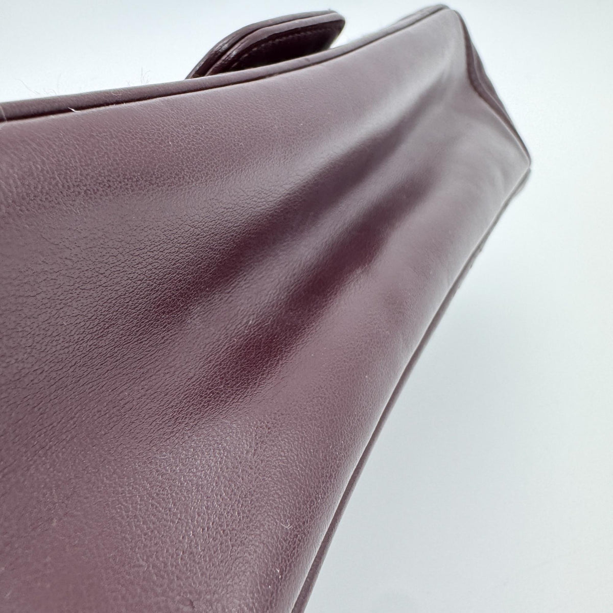 Prada Chain Flap Diagramme Quilted Leather Burgundy Leather Shoulder Bag Bag (Pre-Owned)