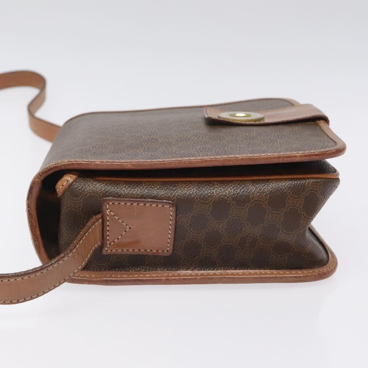 Celine Vintage Macadam Circle Logo Canvas And Leather Brown Canvas Shoulder Bag Bag (Pre-Owned)