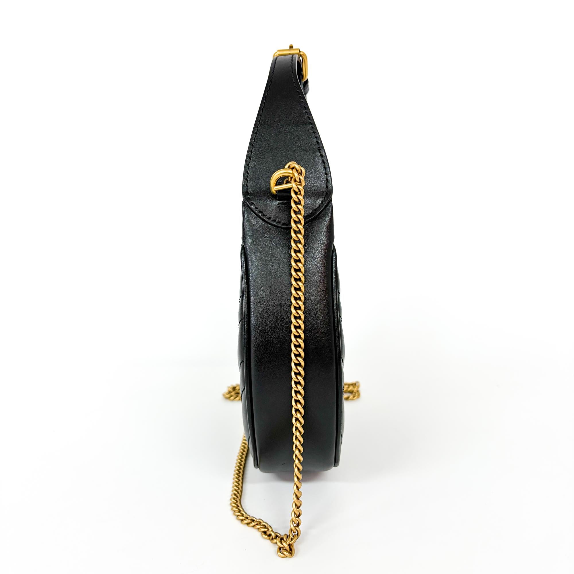 Gucci Gg Marmont Half Moon Hobo Matelasse Leather Black Leather Shoulder Bag Bag (Pre-Owned)