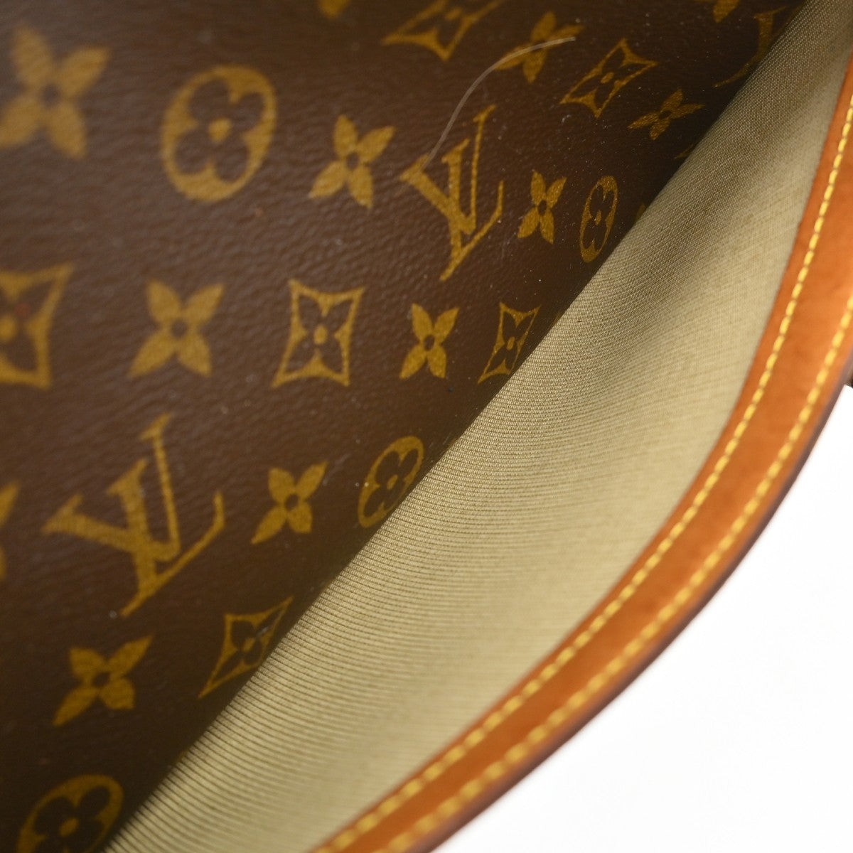 Louis Vuitton Reporter Monogram Canvas Brown Canvas Shoulder Bag Bag (Pre-Owned)