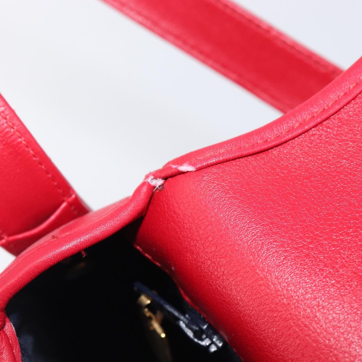Saint Laurent Vintage Shoulder Bag Leather Red Leather Shoulder Bag Bag (Pre-Owned)