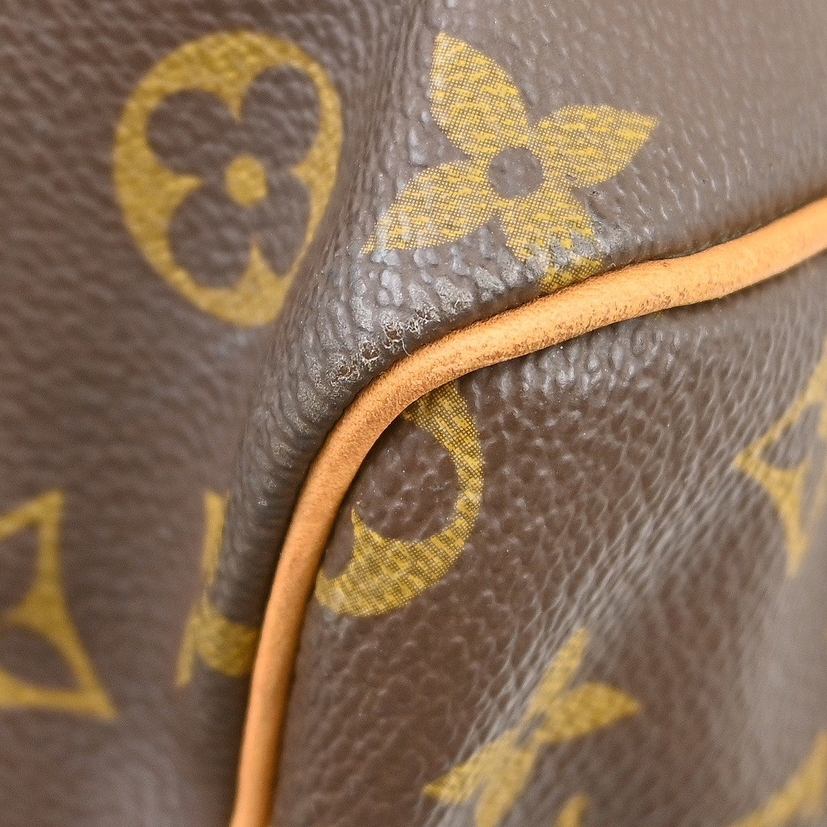 Louis Vuitton Keepall Monogram Canvas Brown Canvas Travel Bag Bag (Pre-Owned)