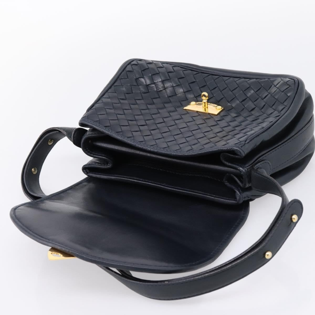 Bottega Veneta Shoulder Leather Black Leather Shoulder Bag Bag (Pre-Owned)