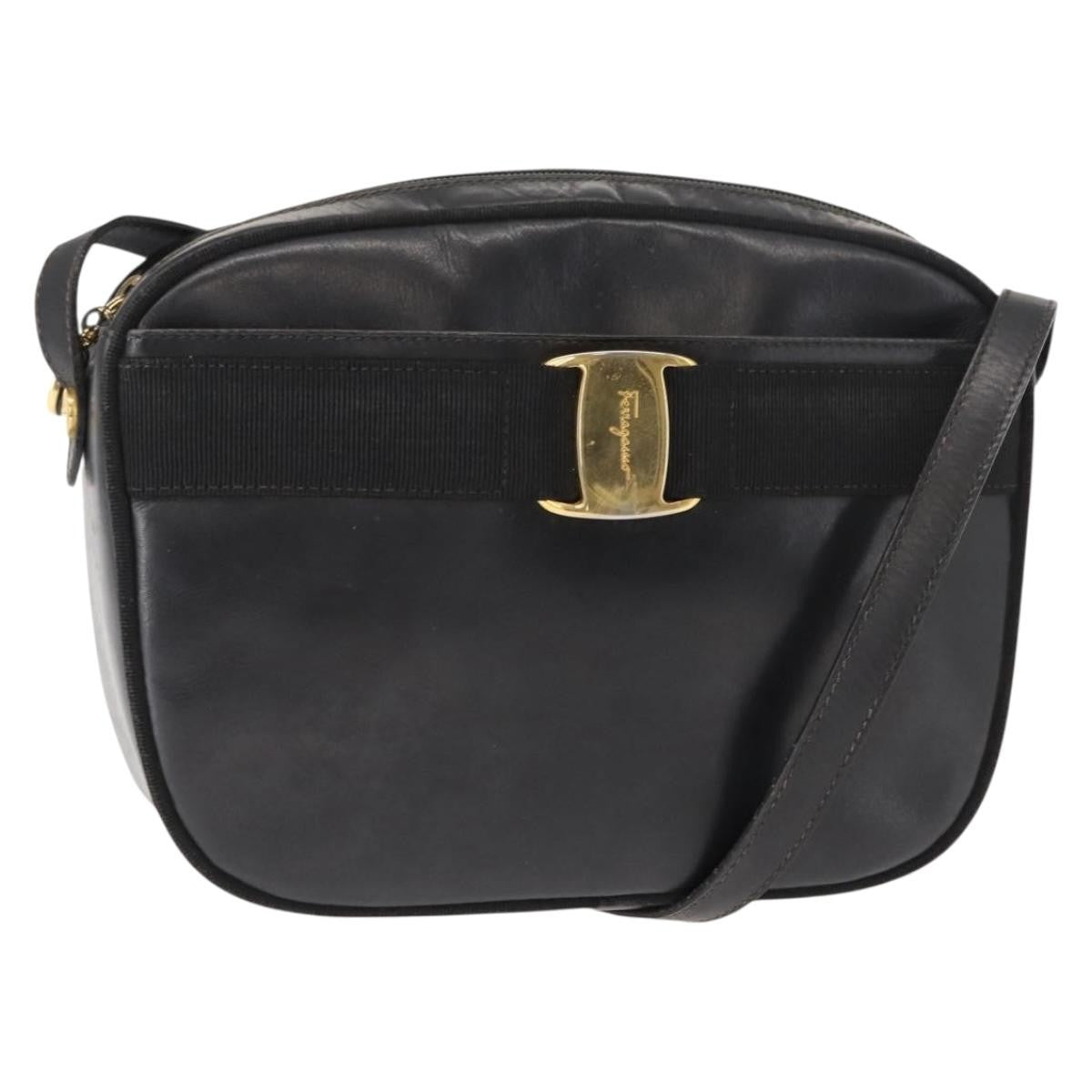 Salvatore Ferragamo Vala Leather Black Leather Shoulder Bag Bag (Pre-Owned)