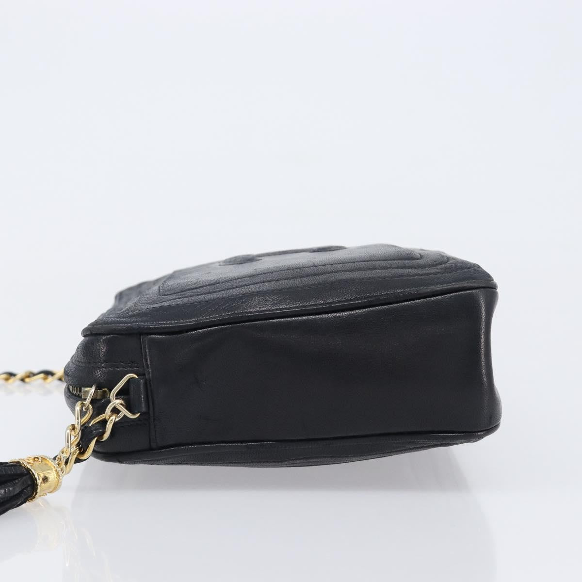 Chanel Vintage Cc Camera Leather Black Leather Shoulder Bag Bag (Pre-Owned)