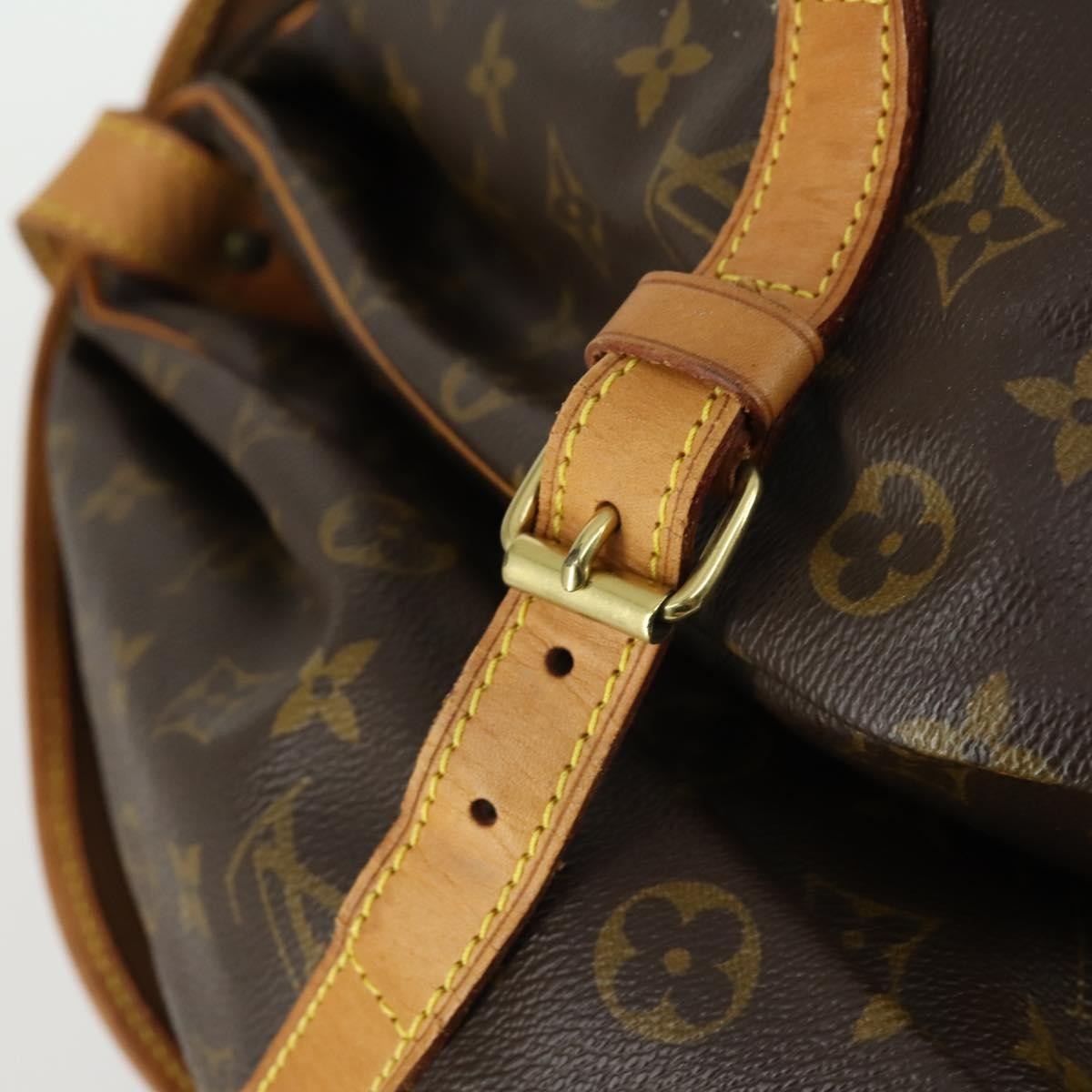Louis Vuitton Saumur Monogram Canvas Brown Canvas Shoulder Bag Bag (Pre-Owned)