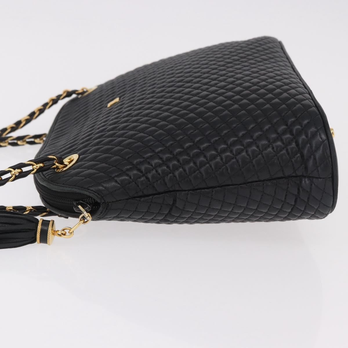 Bally Vintage Chain Quilted Leather Black Leather Shoulder Bag Bag (Pre-Owned)