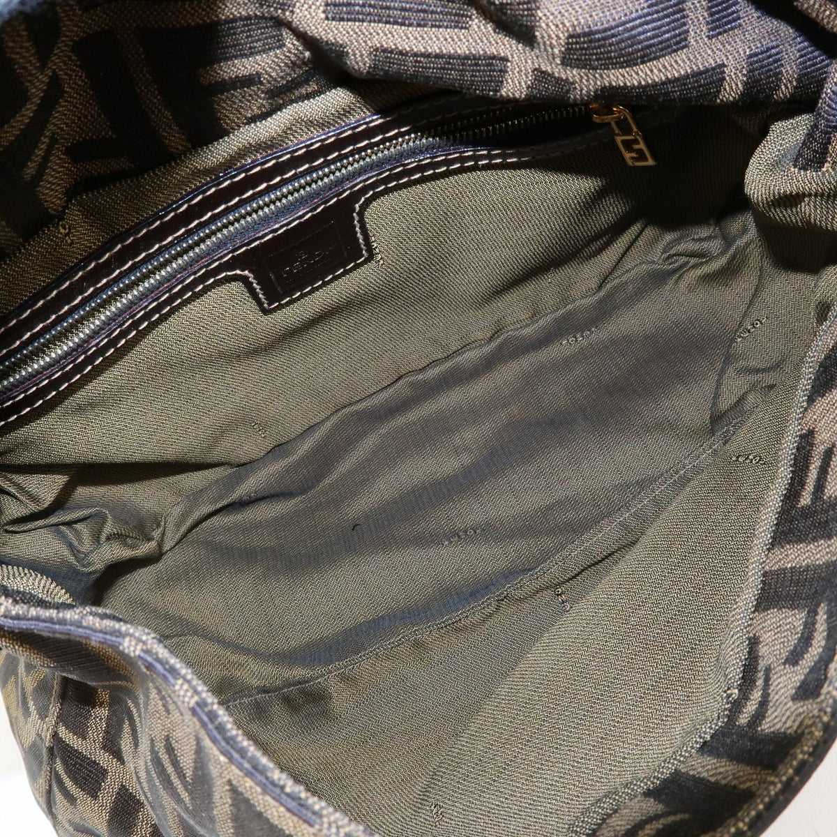 Fendi Round Flap Baguette Zucca Canvas Brown Canvas Shoulder Bag Bag (Pre-Owned)