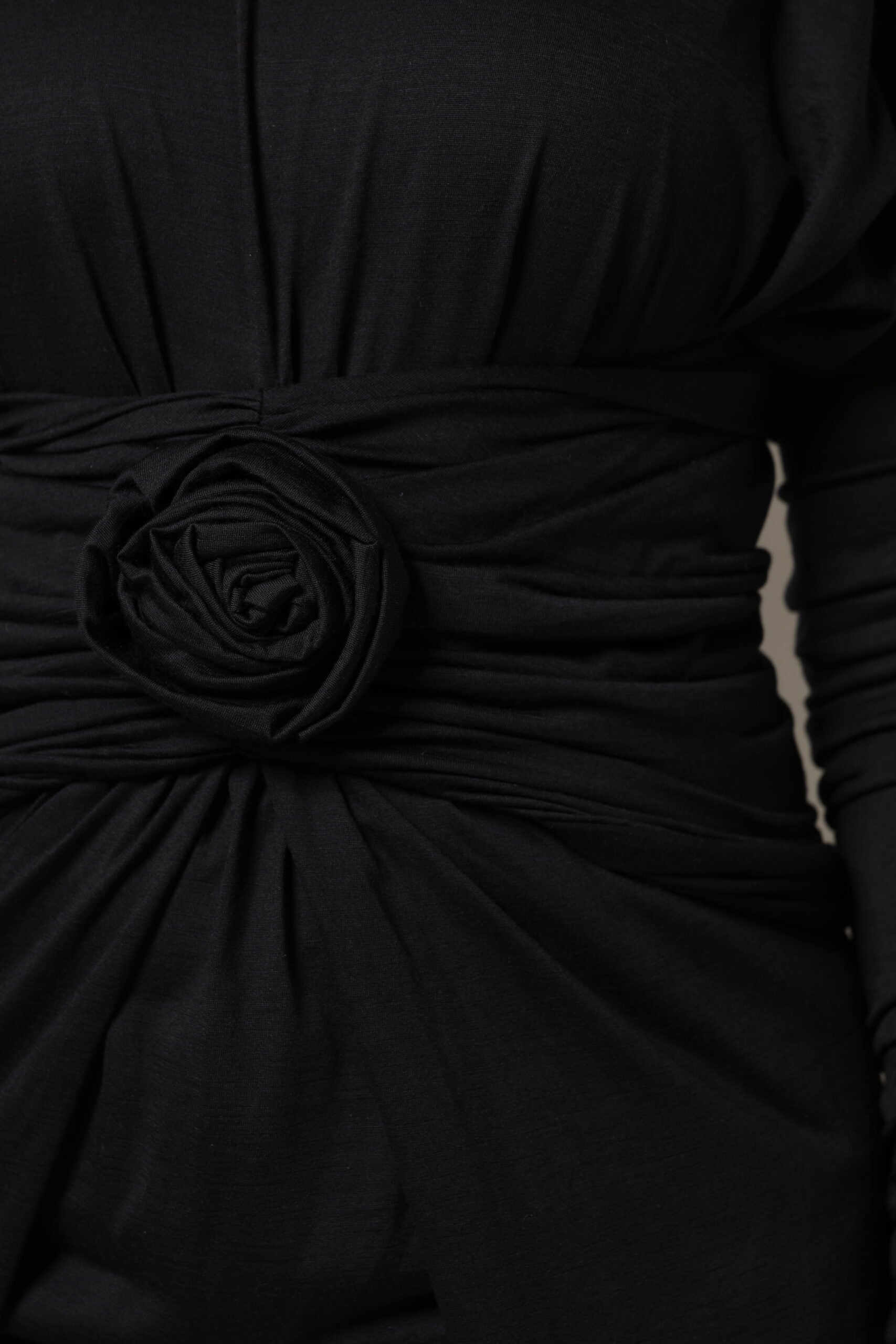 Dolce & Gabbana Black Wool Long Sleeves Sheath Midi Women's Dress