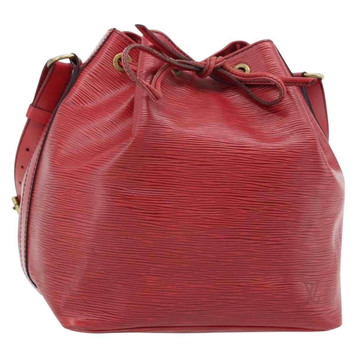 Louis Vuitton Petit Noe Epi Leather Red Leather Shoulder Bag Bag (Pre-Owned)