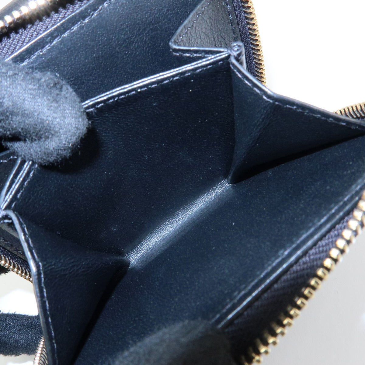 Saint Laurent Belle De Jour Zip Around French Leather Black Leather Wallets Accessory (Pre-Owned)