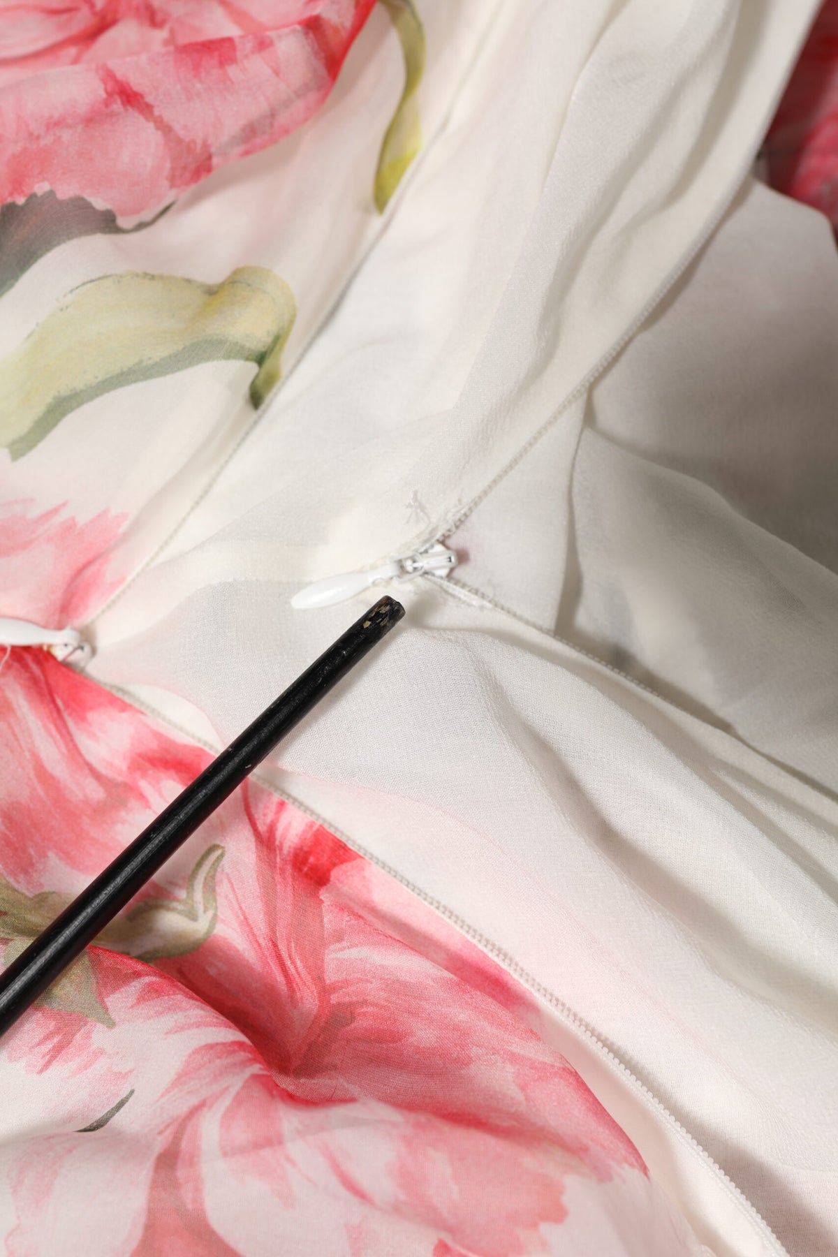 Dolce & Gabbana White Floral Silk Halter A-line Maxi Women's Dress (Pre-Owned)