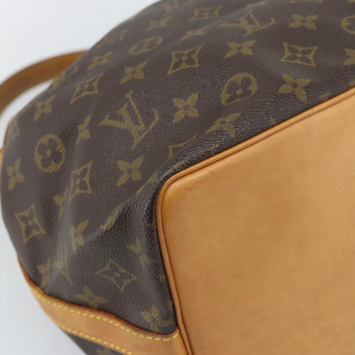 Louis Vuitton Petit Noe Monogram Canvas Brown Canvas Shoulder Bag Bag (Pre-Owned)