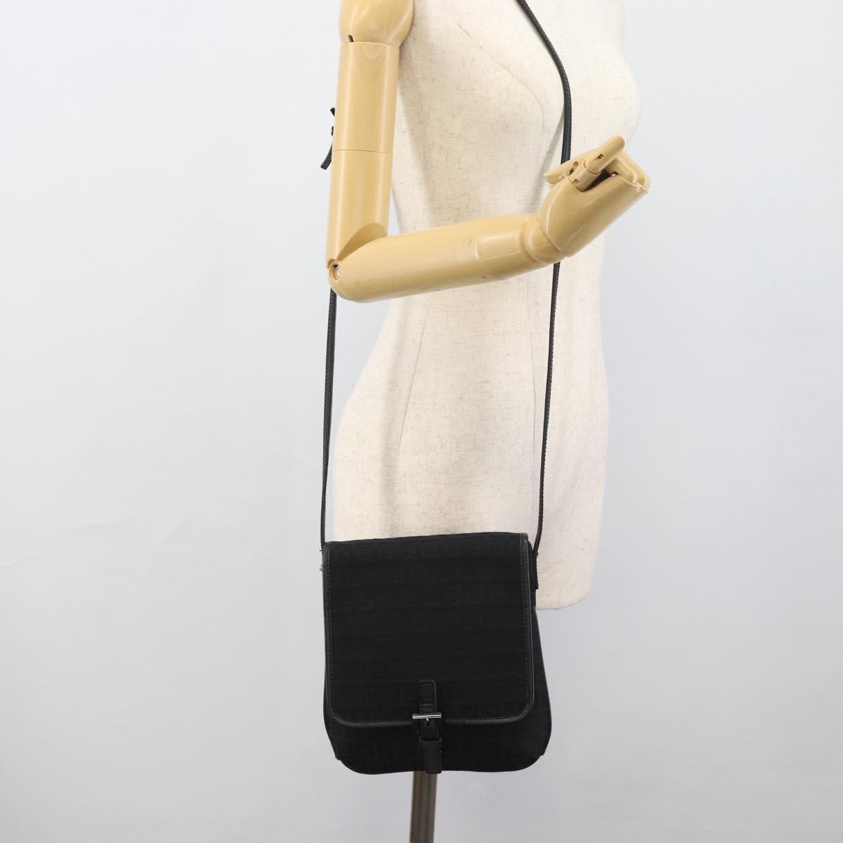 Fendi Shoulder Zucchino Canvas Black Canvas Shoulder Bag Bag (Pre-Owned)