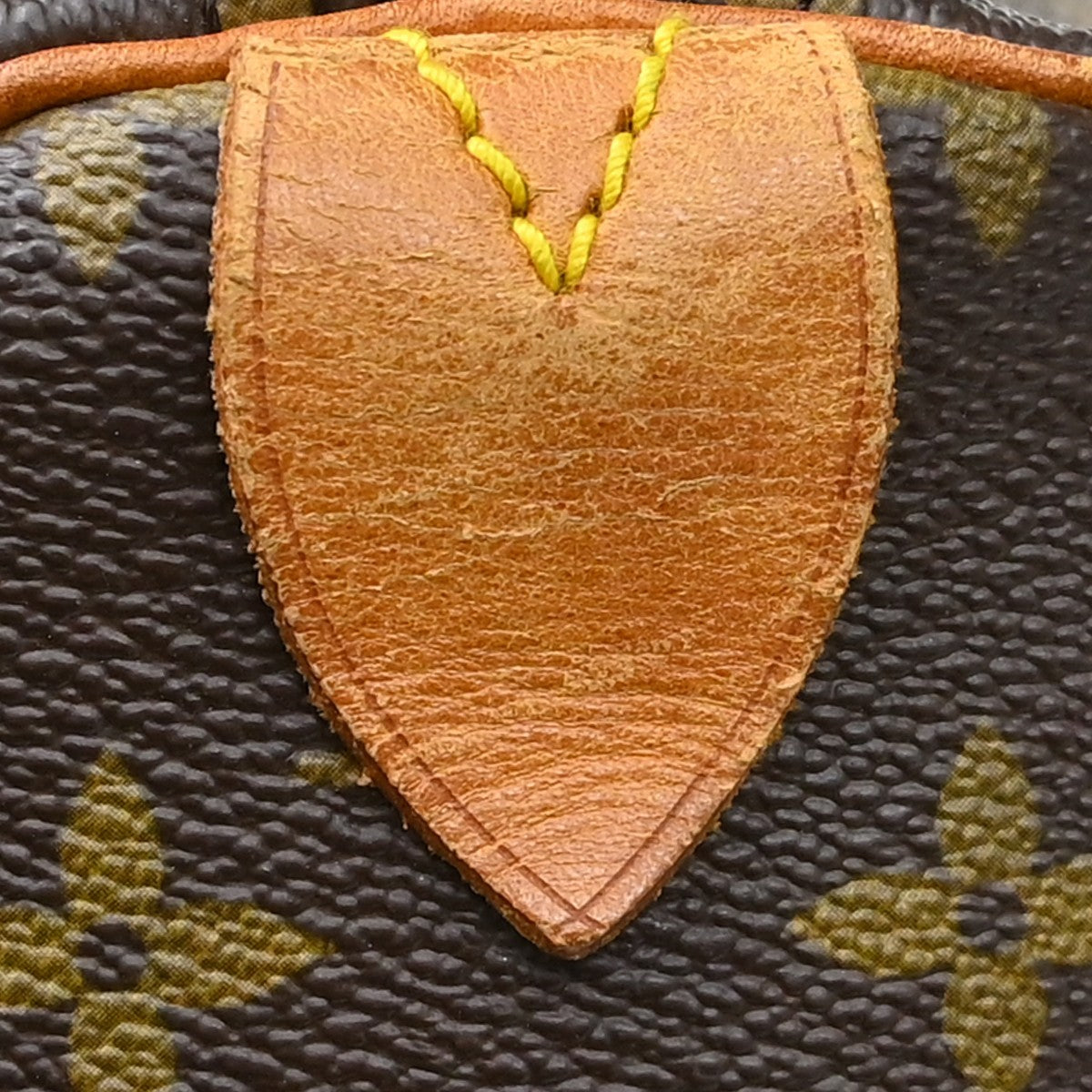 Louis Vuitton Keepall Monogram Canvas Brown Canvas Travel Bag Bag (Pre-Owned)