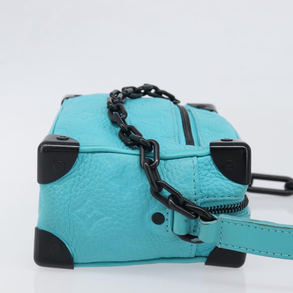 Louis Vuitton Soft Trunk Monogram Taurillon Leather Blue Leather Handbag (Pre-Owned)