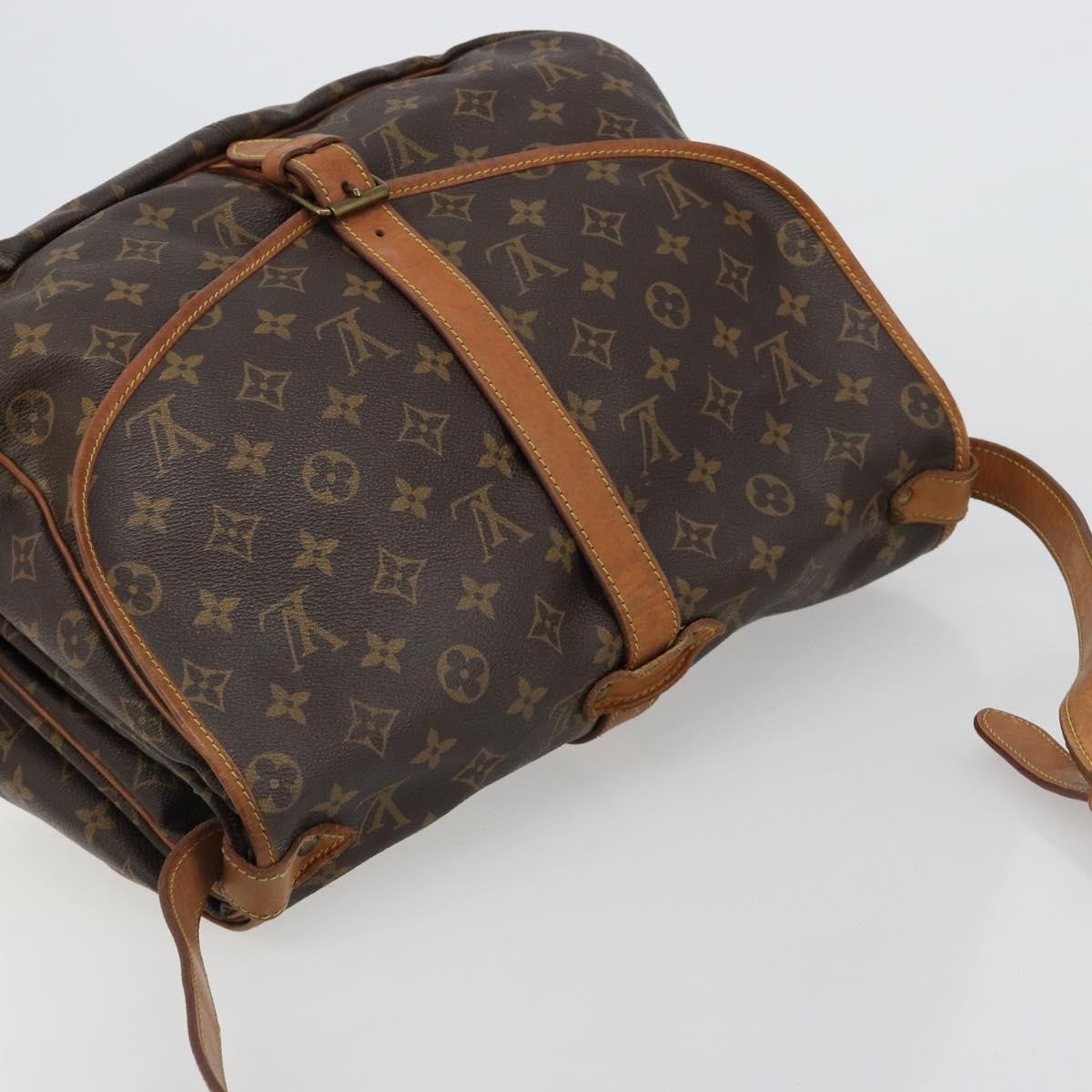 Louis Vuitton Saumur Monogram Canvas Brown Canvas Shoulder Bag Bag (Pre-Owned)