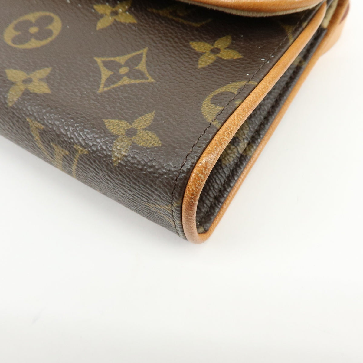 Louis Vuitton Florentine Waist Monogram Canvas Brown Canvas Handbag (Pre-Owned)
