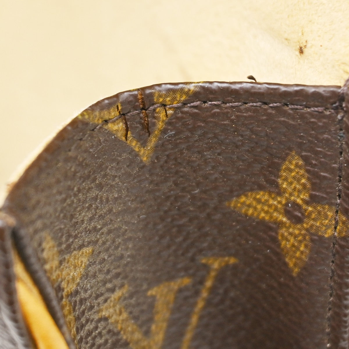 Louis Vuitton Florentine Waist Monogram Canvas Brown Canvas Clutche & Pouche Bag (Pre-Owned)
