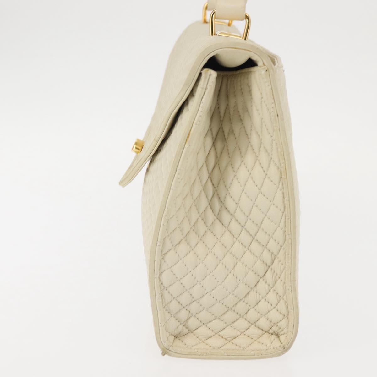 Bally Vintage Quilted Leather Beige Leather Handbag (Pre-Owned)