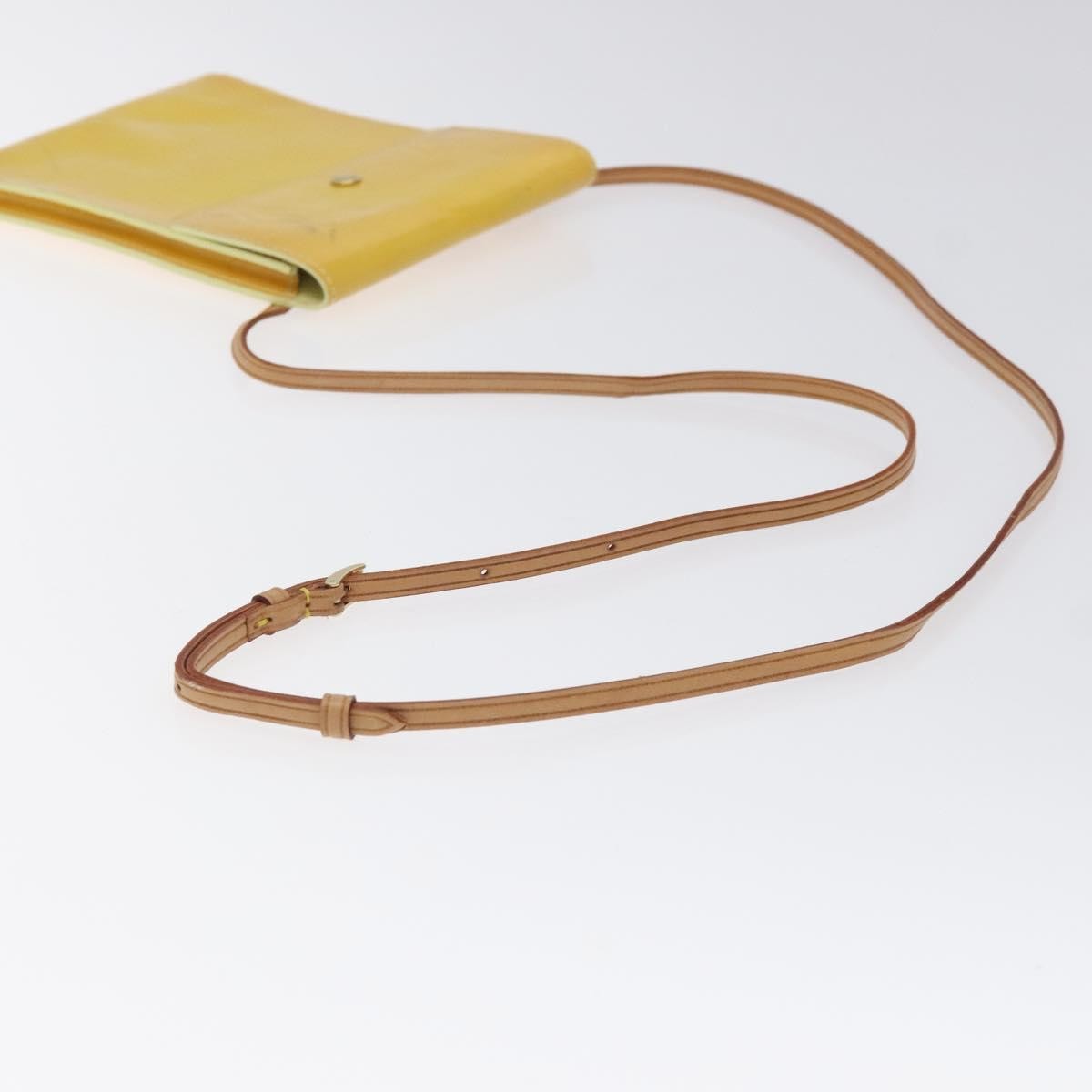 Louis Vuitton Kenmare Shoulder Patent Leather Yellow Patent_Leather Clutche & Pouche Bag (Pre-Owned)