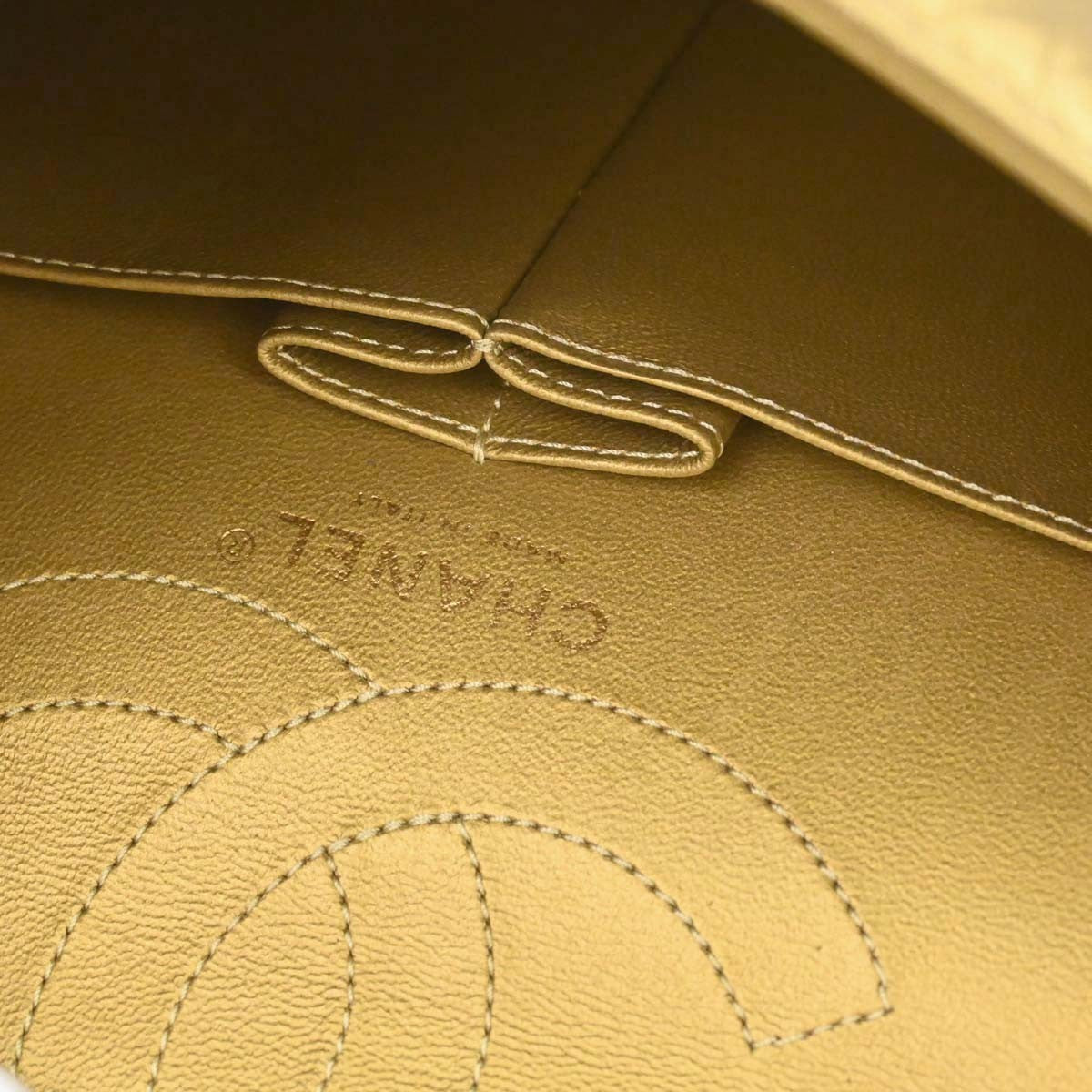Chanel 2.55 Leather Gold Calfskin Shoulder Bag Bag (Pre-Owned)