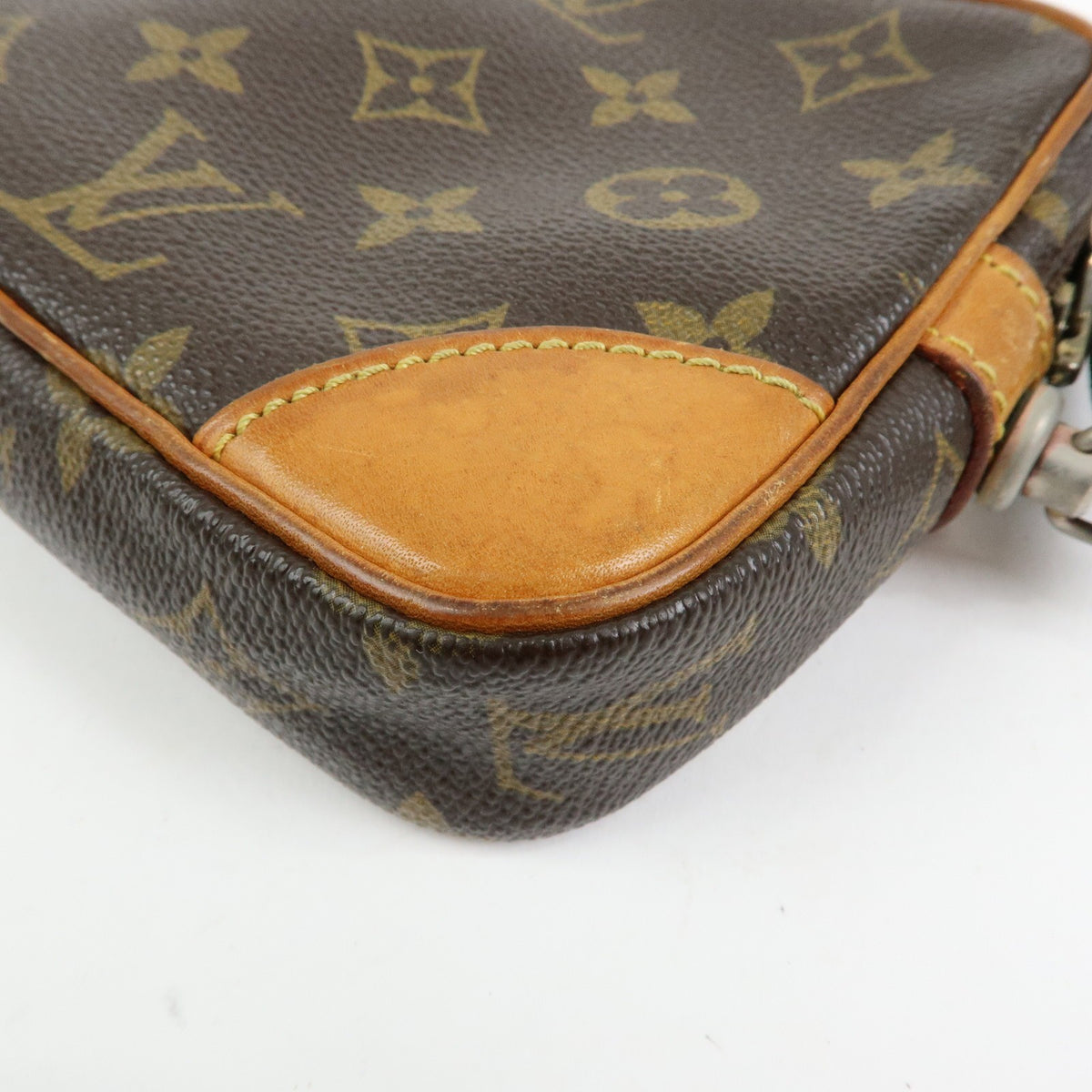 Louis Vuitton Marly Dragonne Clutch Monogram Canvas Brown Canvas Clutche & Pouche Bag (Pre-Owned)