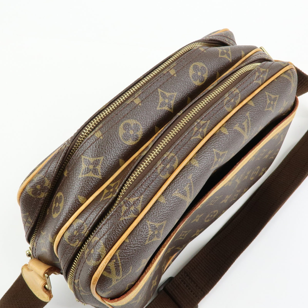 Louis Vuitton Reporter Monogram Canvas Brown Canvas Shoulder Bag Bag (Pre-Owned)