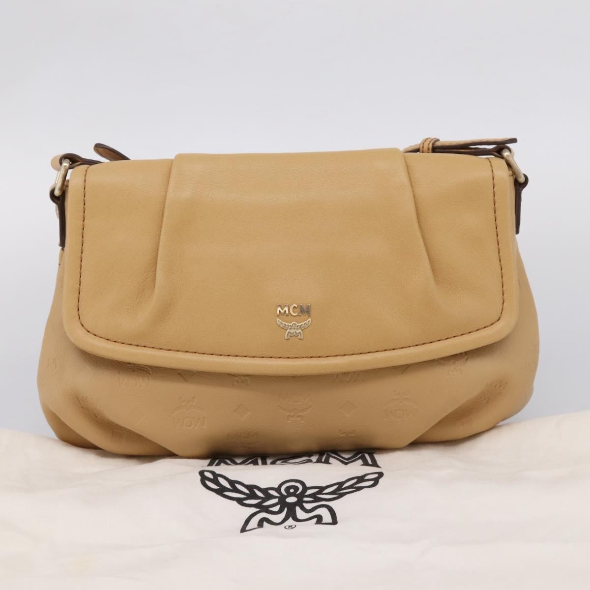 MCM Visetos Leather Beige Leather Shoulder Bag Bag (Pre-Owned)