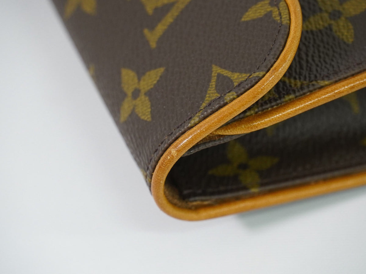 Louis Vuitton Florentine Pochette Canvas Brown Canvas Clutche & Pouche Bag (Pre-Owned)