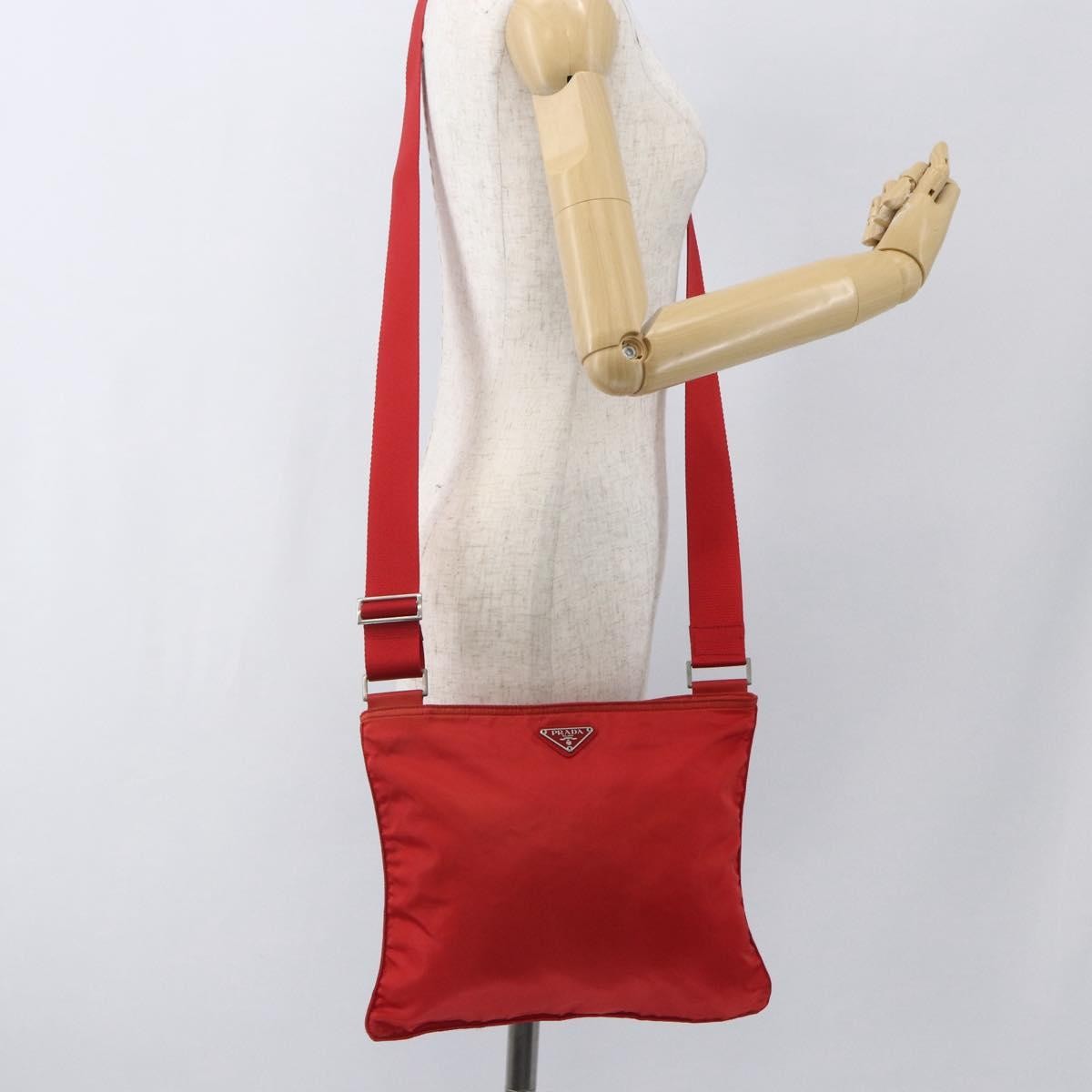 Prada Zip Top Messenger Tessuto Red Nylon Shoulder Bag Bag (Pre-Owned)