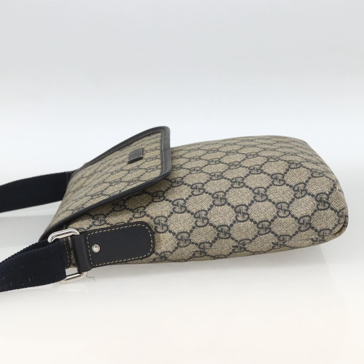 Gucci Flap Messenger Gg Coated Canvas Navy Canvas Shoulder Bag Bag (Pre-Owned)
